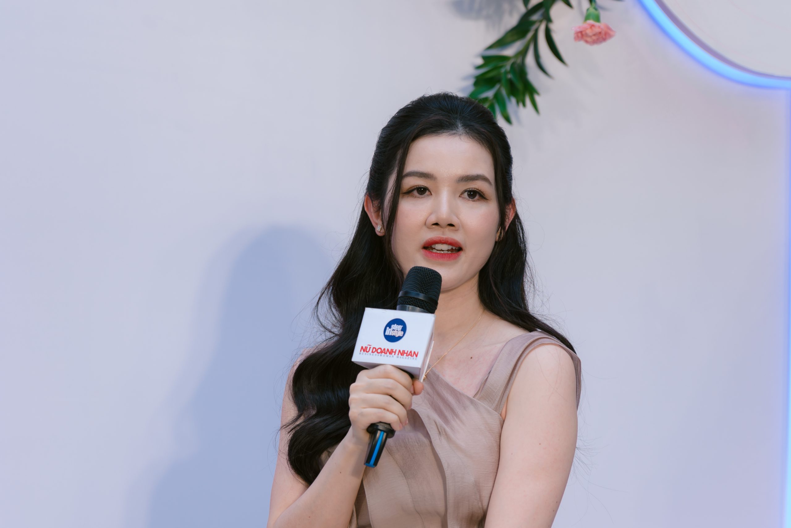 Dược mỹ phẩm Topicrem chia sẻ về hành trình hạnh phúc của làn da