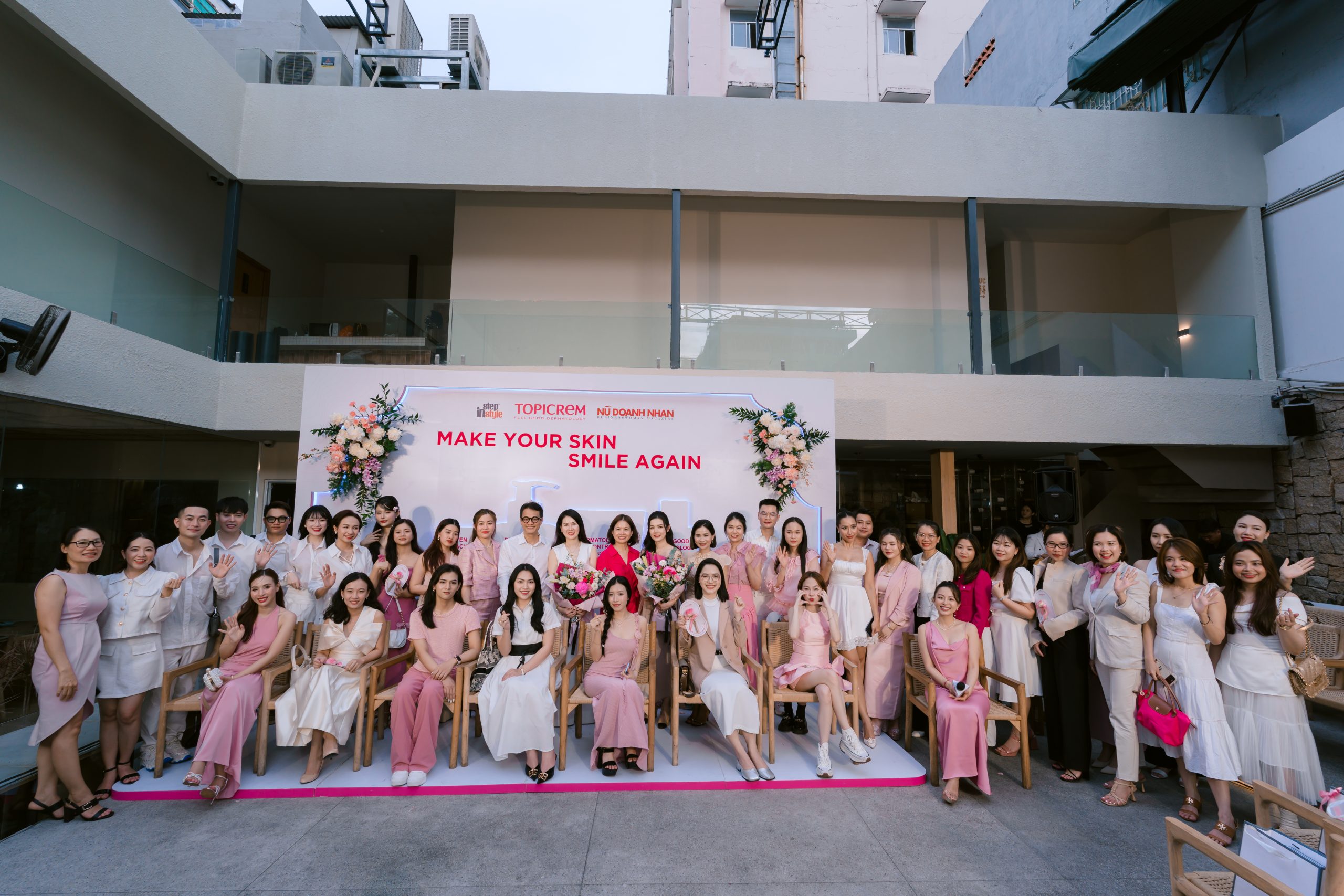 Dược mỹ phẩm Topicrem chia sẻ về hành trình hạnh phúc của làn da