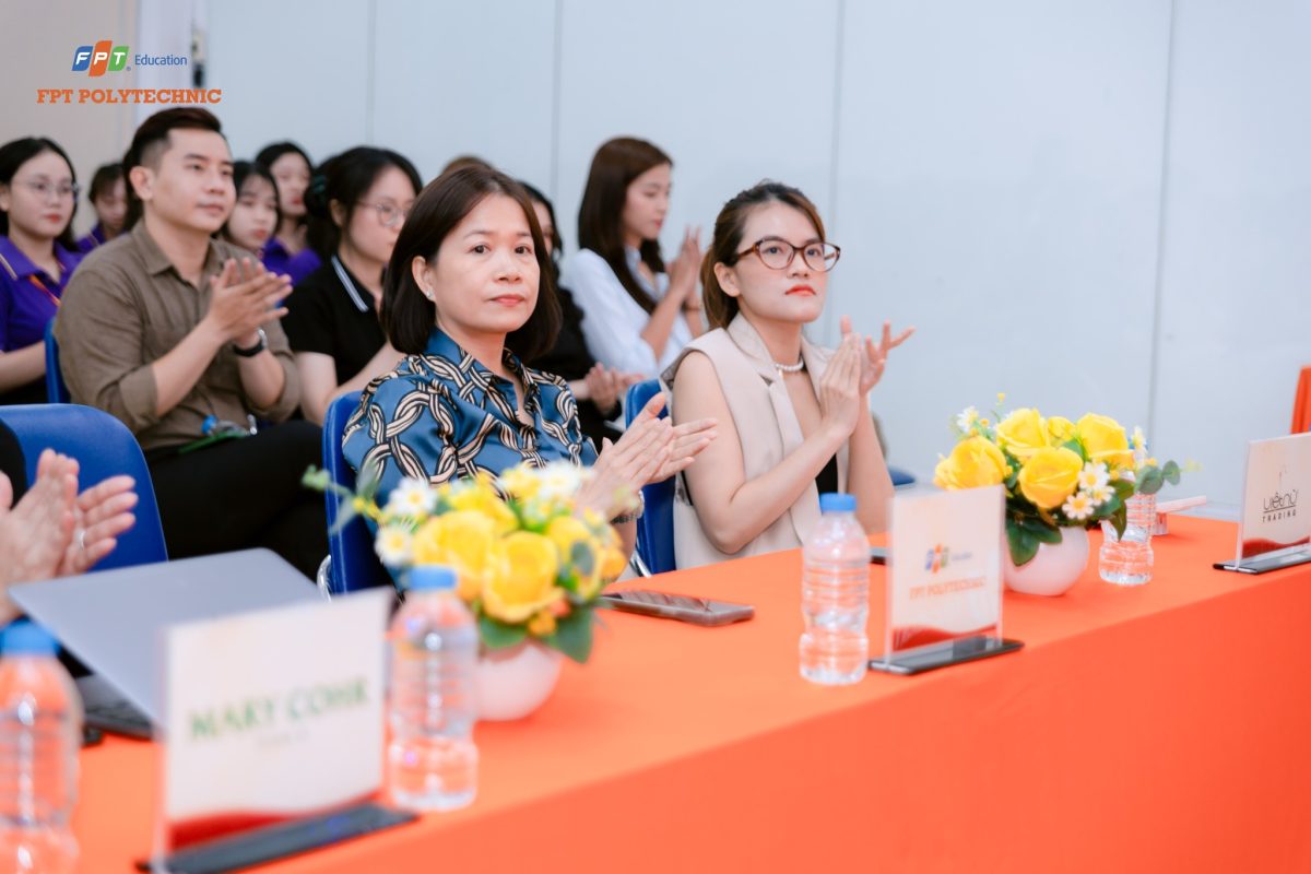 Lễ ký kết giữa Công ty CPTM Việt Nữ và Trường Cao Đẳng FPT Polytechnic