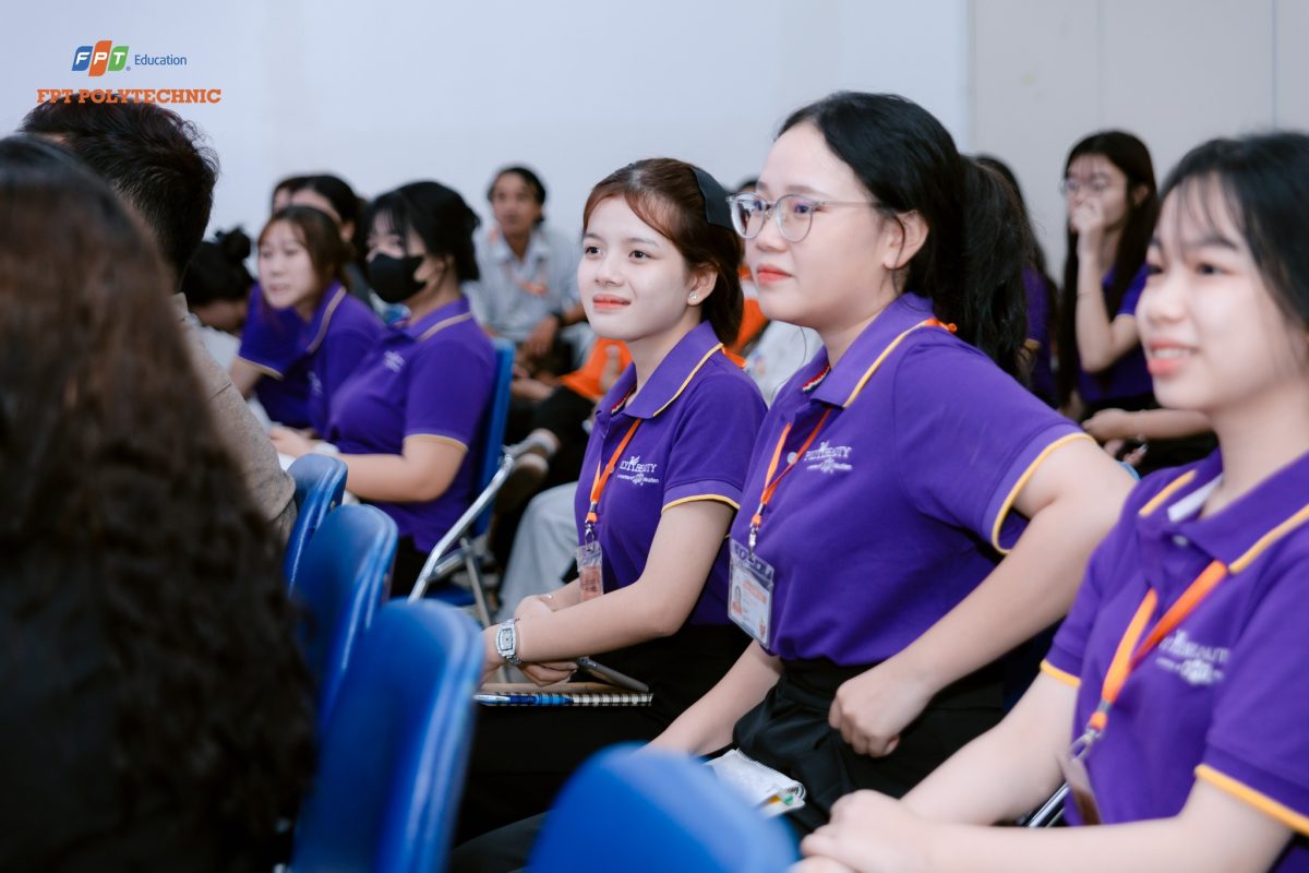 Lễ ký kết giữa Công ty CPTM Việt Nữ và Trường Cao Đẳng FPT Polytechnic
