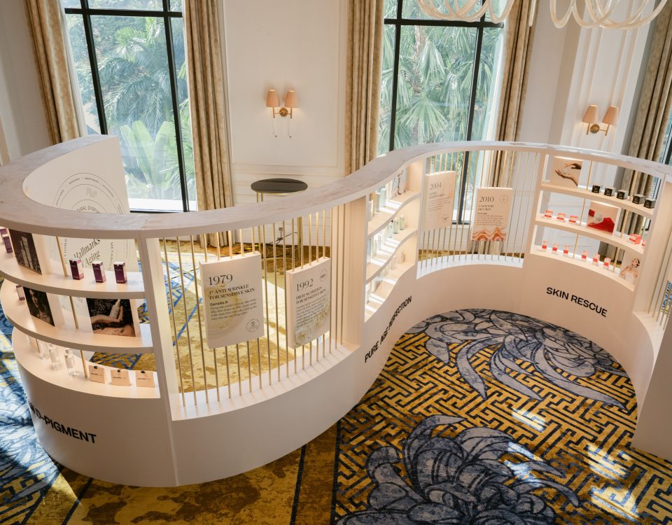 Khai mở chuẩn mực vẻ đẹp làn da vượt thời gian